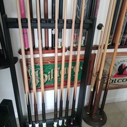 Pool Table Cue Sticks 