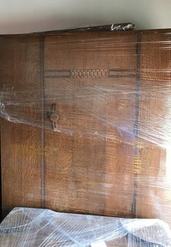 Antique bedroom furniture set