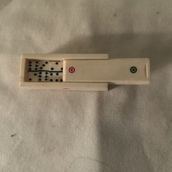 Miniature Dominoes In Slide Top Plastic Case 