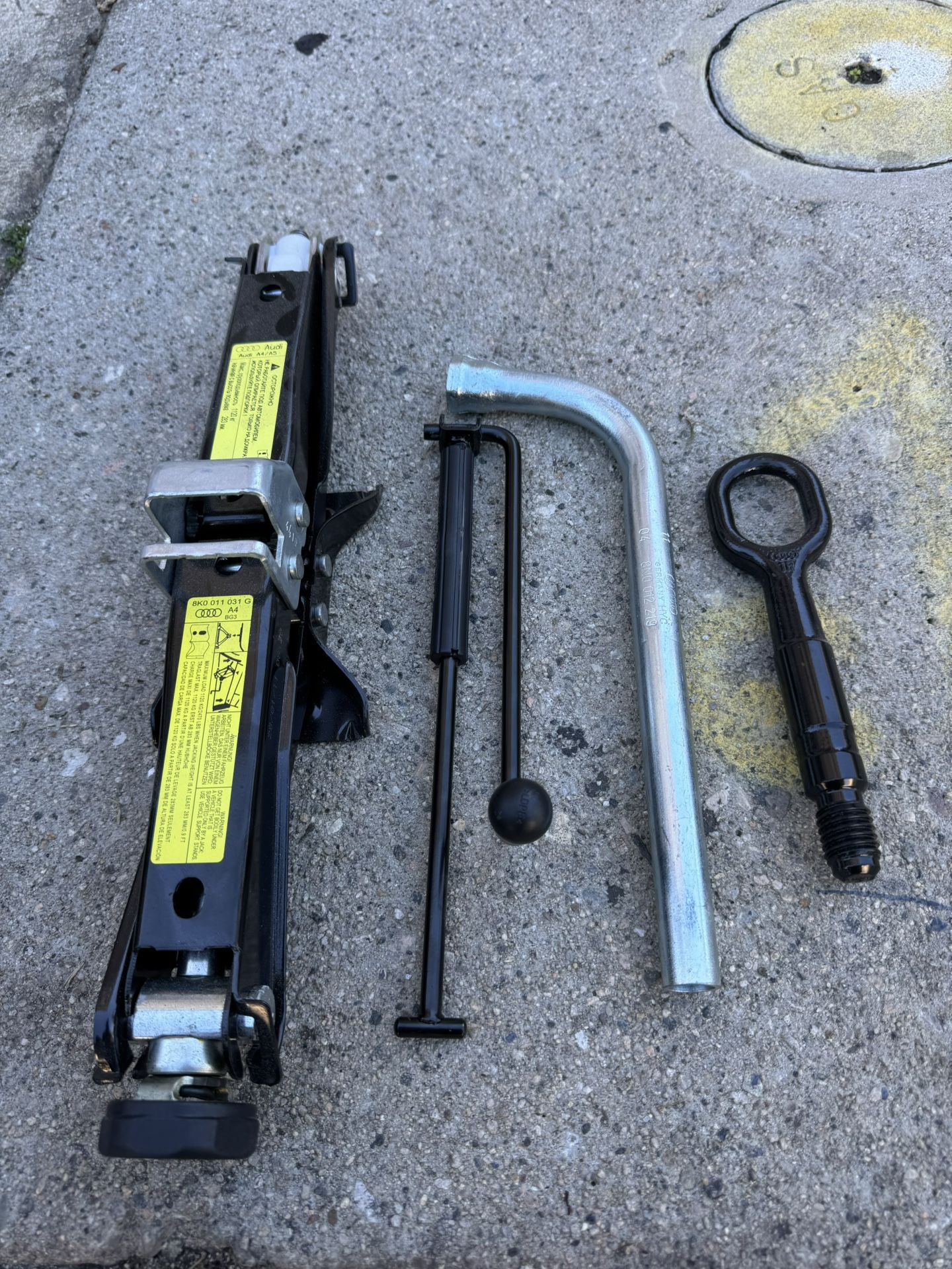 Scissors Jack For Audi