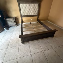 Ashely Furniture Bed Set Johnelle Collection