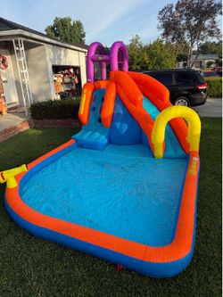 Water slide jumper for kids 5 to 10 years old good condition
