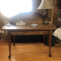 Table Desk  Real Wood. 