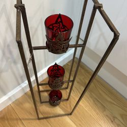 Three-tier metal floor candle 