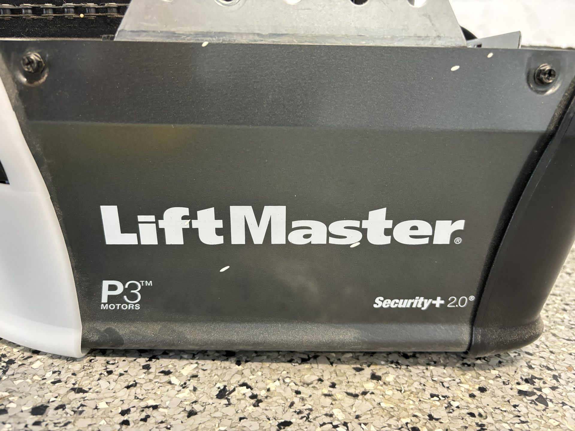 Lift Master 8165 1/2 HP AC Chain Drive Garage Door Opener W/Wi-Fi w/ Rail