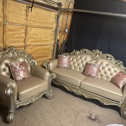 New Gold Sofá And Chair 