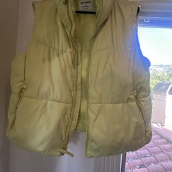 Vest Size medium 