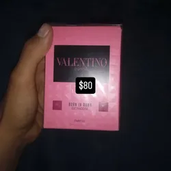 VaIentlno perfume