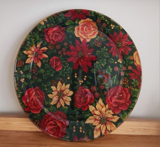 Handmade Poinsettia/Roses Glass Plate Accented W/Pine Cones & Holly