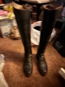 Woman’s Equestrian Black Leather Tall Boots Size 6