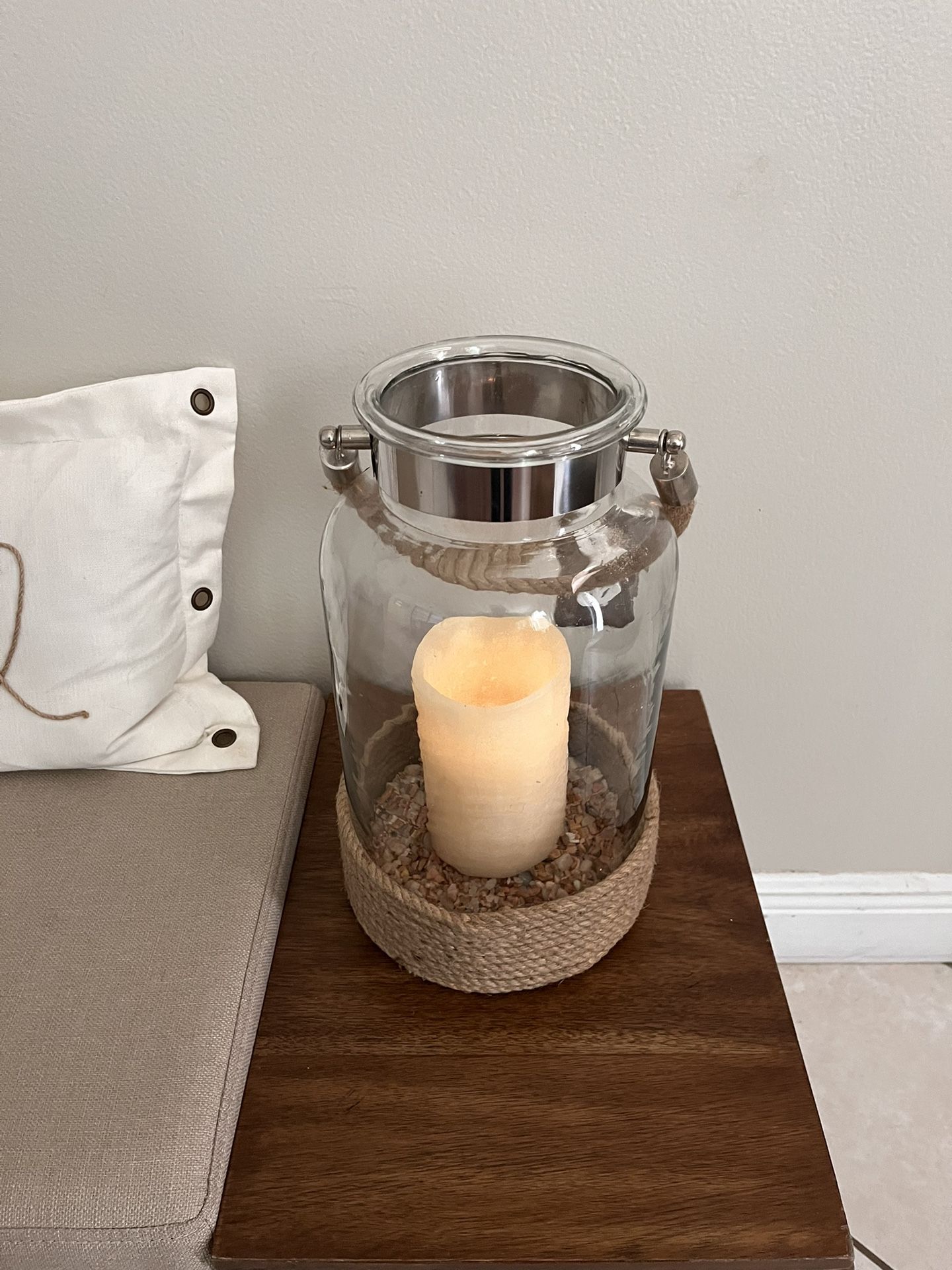 Home Decor / Candle Holder 