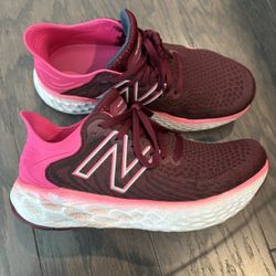 Women’s New Balance 1080 Size 6.5B
