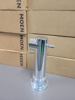 MOEN TUB SPOUTS WITH DIVERTER MODEL # 172657