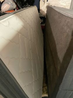 Spring air twin mattress