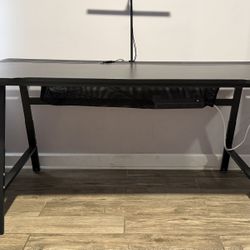 Ikea UTESPELARE Gaming Desk