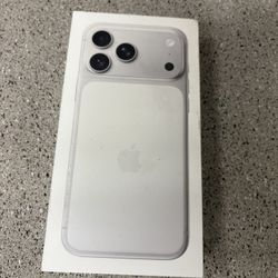 iPhone 17 Pro Max Box 
