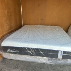 Brand New California King Tempur Pedic LuxeAdapt Soft Mattress!
