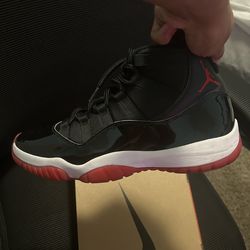 Air Jordan Retro 11 ( Bred 11 ) 