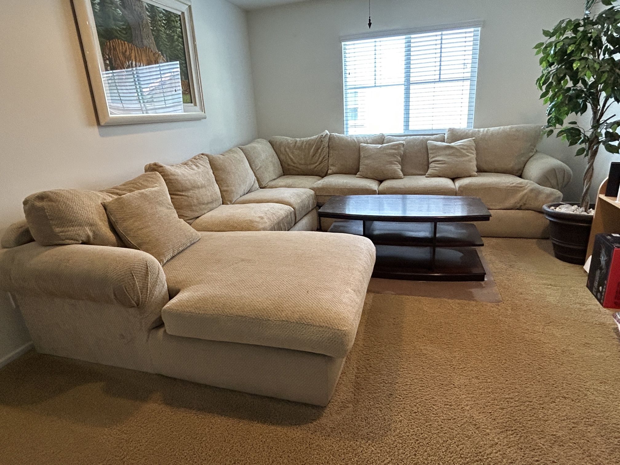Home Sofa 129x120 Or Can Make 129x92