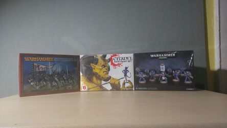 NIB warhammer