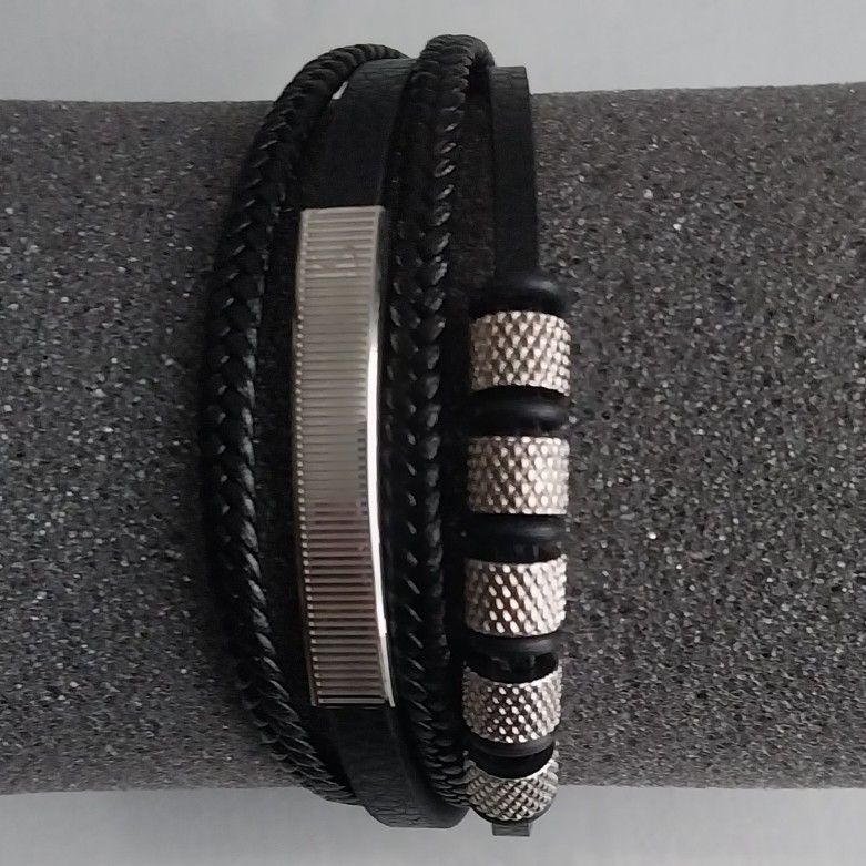 Bracelet Of Leather An Stainless Steel For Men