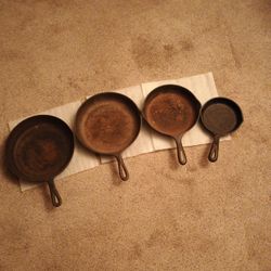 Cast Iron Skillets 