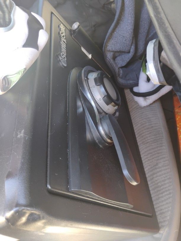 2 For By 2 For Sentry Safe 200$