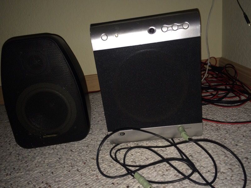 8 inch sub / tech wood stereo system