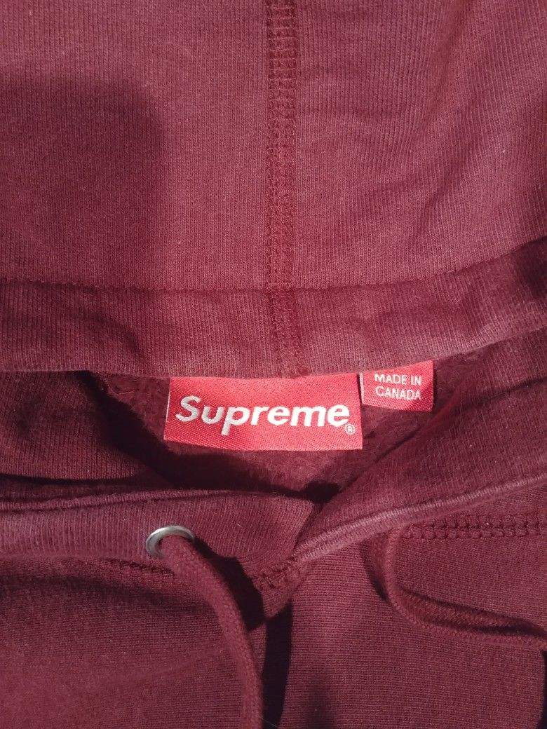 Supreme Centerpiece Hoodie Burgundy Large for Sale in Longview WA