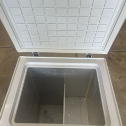 Magic  Chef Freezer