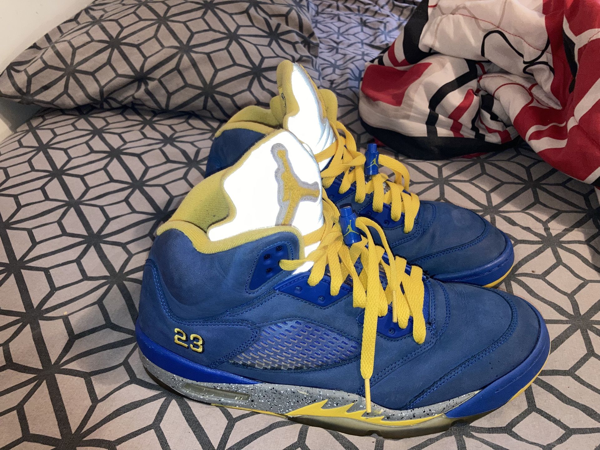 Jordan 5 Laney