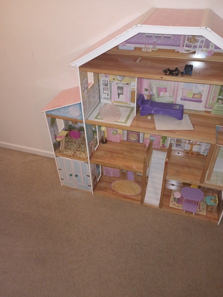 Kid Kraft Full Size Doll House