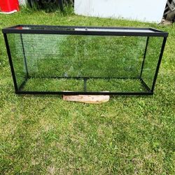 55 Galon Fish Tank, With Light Top, Stand And Filter