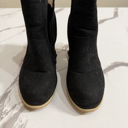 Black Suede-like Ankle Boots with Block Heel SIZE 5