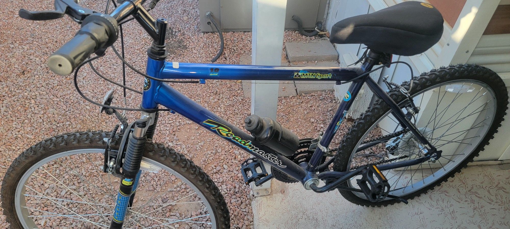 Roadmaster Mens Mountain Bike