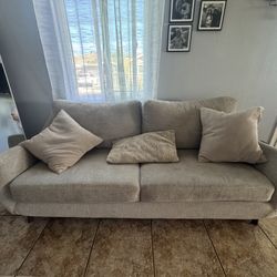 Love Sofa Living Space 