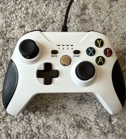 Wired Xbox Controller White