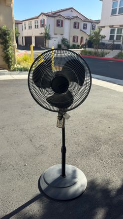Lasko 16” Oscillating Pedestal Fan – 4 Speed w/ Thermostat & Timer