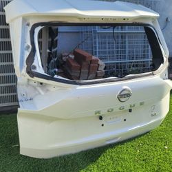 2021 - 2025 NISSAN ROGUE TAILGATE TRUNK HATCH DECKLID USED OEM . NC6 