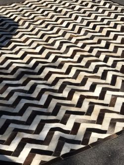 Cowhide Rug 12x9 Ft