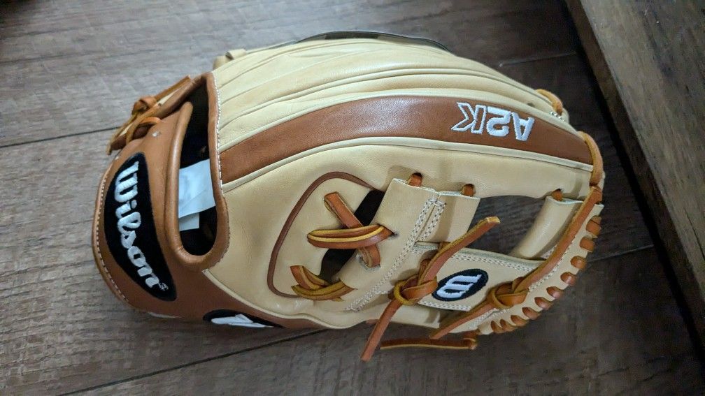 Wilson A2K 11.5" 1786 Infield glove 