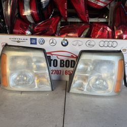 2003 2004 2005 2006 Cadillac Escalade Headlight Headlamp Left And Right Side Passenger & Driver XENON ORIGINAL USED