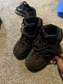 yezzy boots