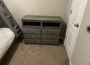 Free Dresser