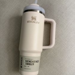 Stanley Quencher H2.0 Tumbler 30 oz. 