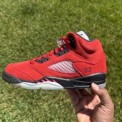 Jordan 5 Raging Bull