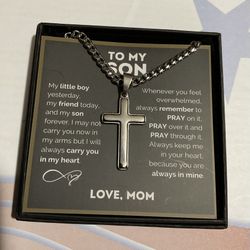 New Cross On Chain TO SON LOVE MOM