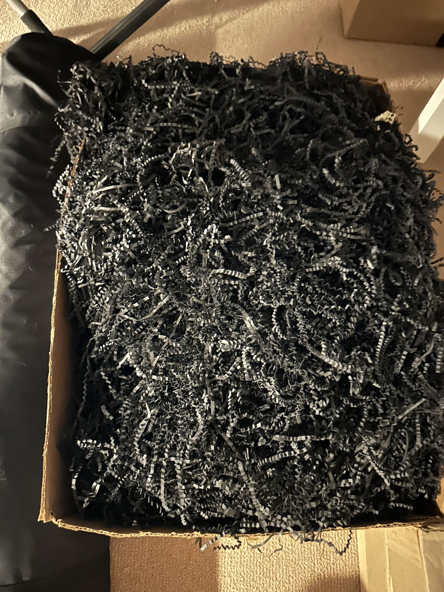 10lb Carton Uline Black Crinkle Paper