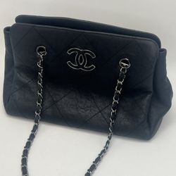 Chanel Small Hamptons Shopping Tote