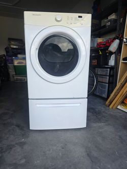 Frigidaire  Dryer